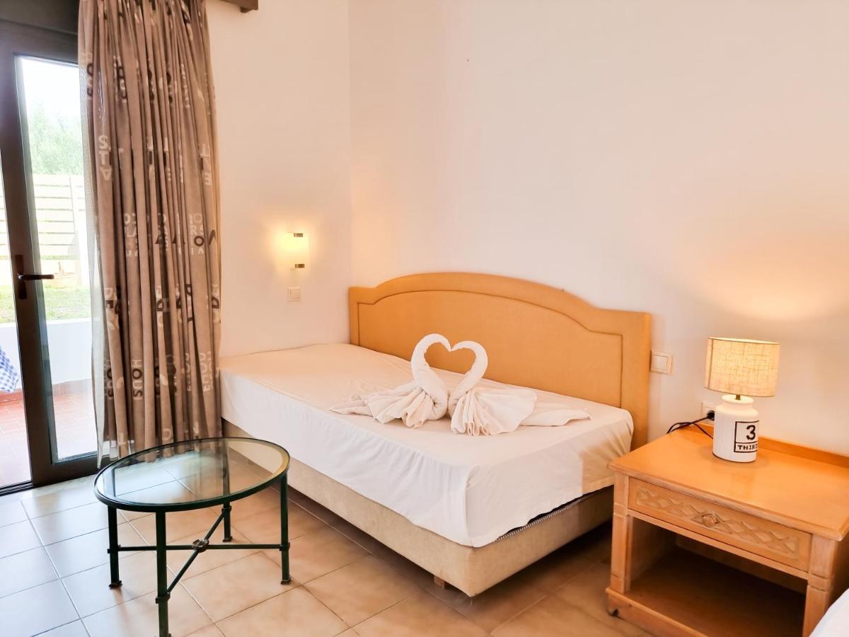 יאליסוס Penelope Hotel מראה חיצוני תמונה